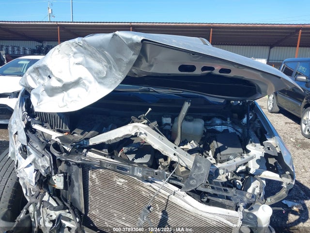 Chevrolet Traverse Ls 2018 1GNERFKWXJJ213783 Image 10