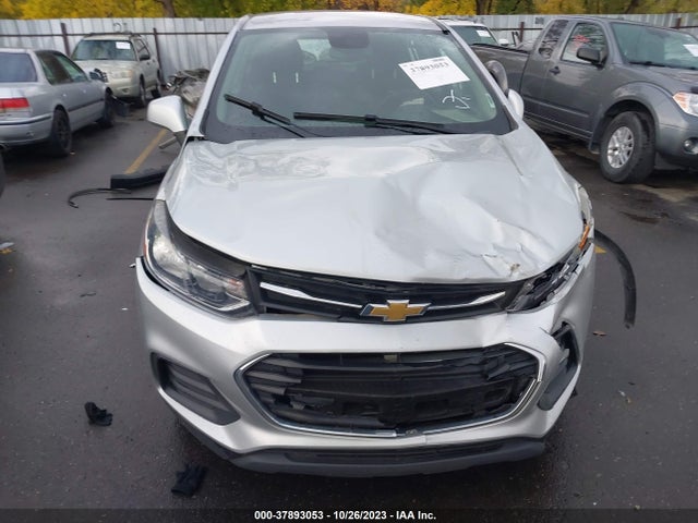 Chevrolet TRAX LS 2018 3GNCJNSB4JL284640 Image 12