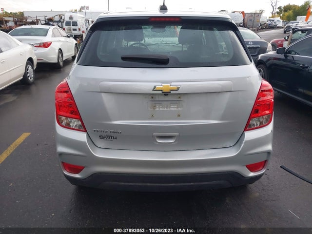 Chevrolet TRAX LS 2018 3GNCJNSB4JL284640 Image 16
