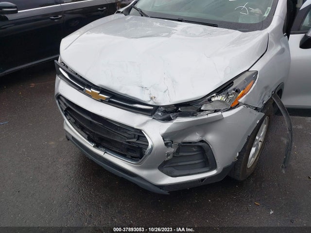 Chevrolet TRAX LS 2018 3GNCJNSB4JL284640 Image 6