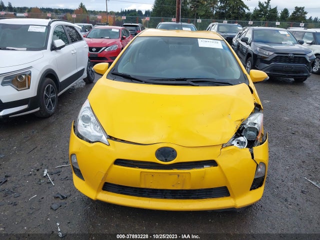 Toyota Prius C One/three/two/four 2014 JTDKDTB36E1076121 Image 12