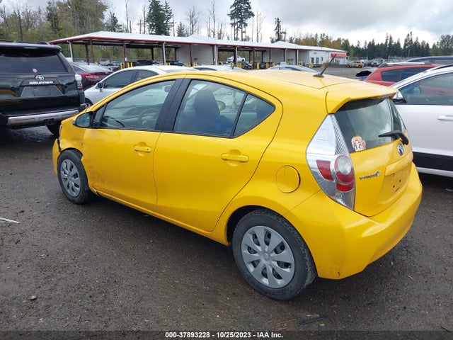 Toyota Prius C One/three/two/four 2014 JTDKDTB36E1076121 Image 3