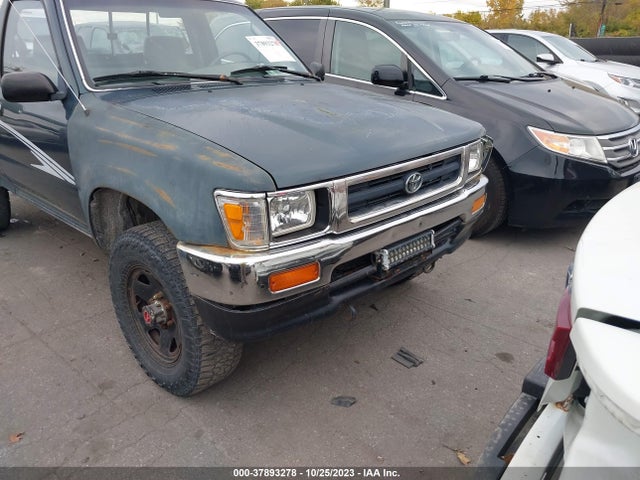 1994 TOYOTA PICKUP 1/2 TON SHORT WHLBSE DX VIN: 4TARN01P9RZ273348
