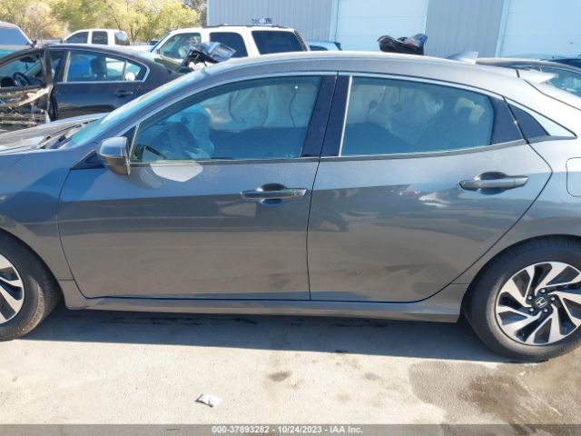 SHHFK7H24HU222846 Honda Civic Hatchback Lx
