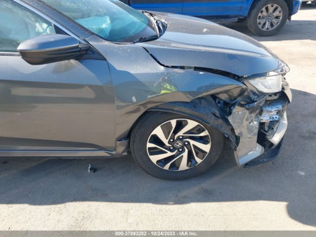 SHHFK7H24HU222846 Honda Civic Hatchback Lx
