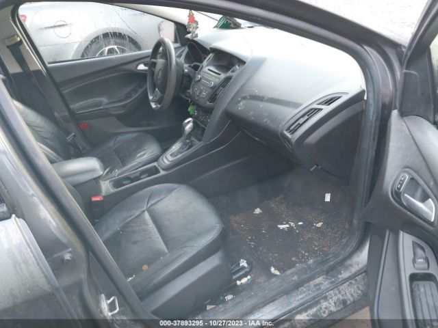 1FADP3F21GL357502 Ford FOCUS SE