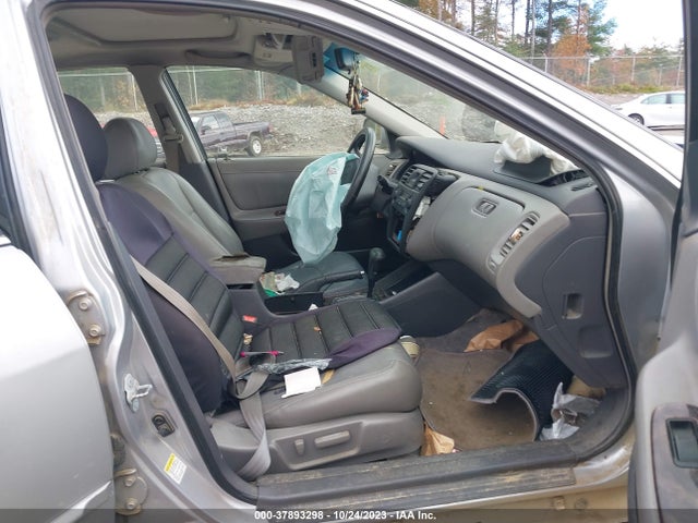 2001 HONDA ACCORD SDN EX W/LEATHER VIN: 1HGCG16561A027976