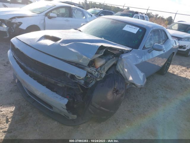 2C3CDZJG3NH113000 Dodge Challenger Gt