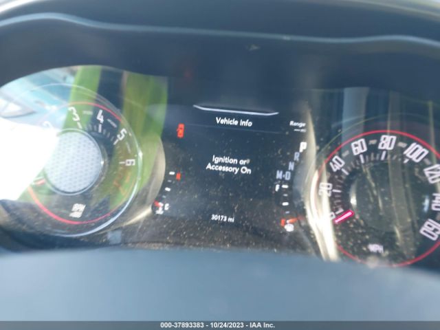 2C3CDZJG3NH113000 Dodge Challenger Gt