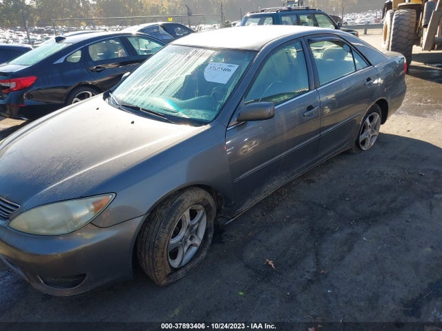 2005 TOYOTA CAMRY XLE VIN: 4T1BE32KX5U544074
