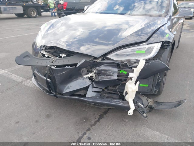 Tesla Model S 60/70/75/85 2016 5YJSA1E19GF173461 Image 6