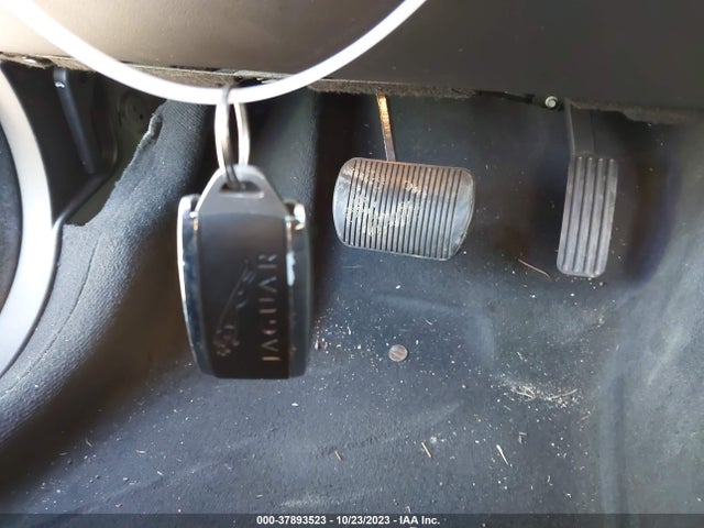 2012 JAGUAR XF SAJWA0HB8CLS29656 Photo 10