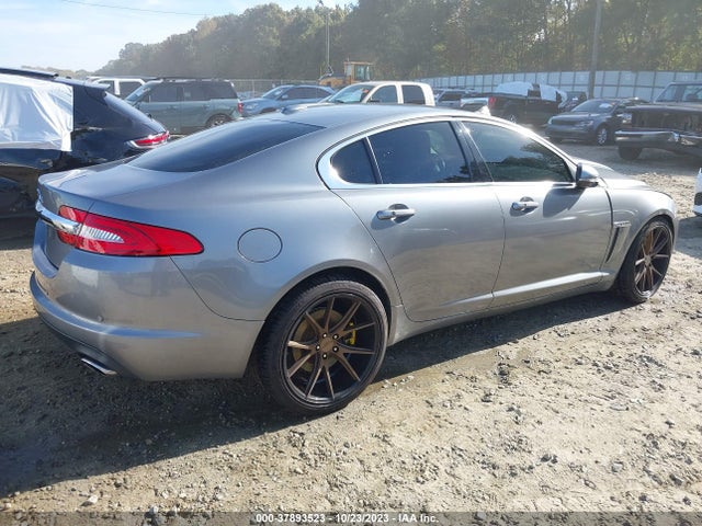 2012 JAGUAR XF SAJWA0HB8CLS29656 Photo 3