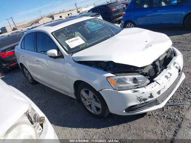 2013 VOLKSWAGEN JETTA SEDAN TDI W/PREMIUM VIN: 3VWLL7AJ4DM406626