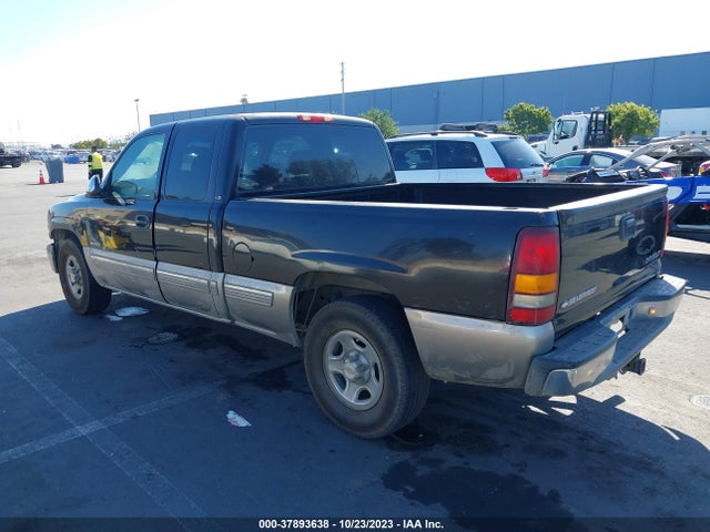 2001 CHEVROLET SILVERADO 1500 LS VIN: 2GCEC19T211387267
