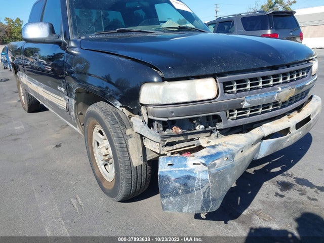 2001 CHEVROLET SILVERADO 1500 LS VIN: 2GCEC19T211387267