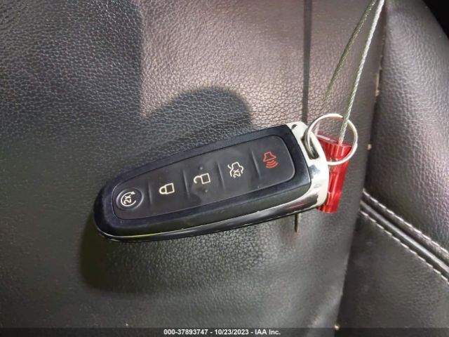 1FMCU0J9XHUB44539 Ford Escape Titanium