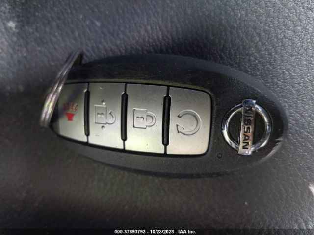 3N1CP5CU1JL513219 Nissan KICKS SR