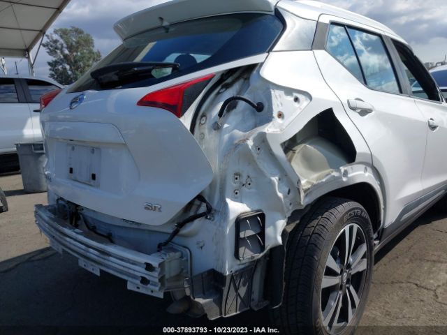 3N1CP5CU1JL513219 Nissan KICKS SR