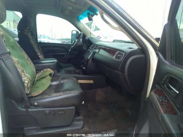 1GT125E85EF174712 GMC Sierra 2500hd Denali