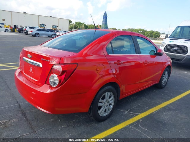 Chevrolet SONIC LT 2014 1G1JC5SH0E4163526 Image 4