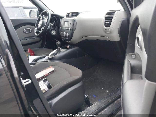 KNDJN2A28F7807254 KIA Soul Base