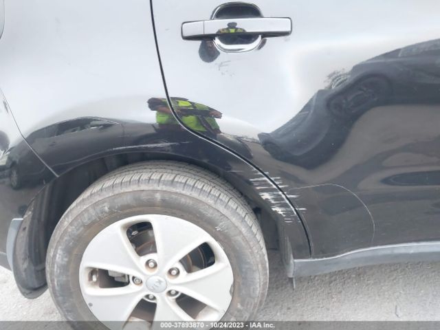 KNDJN2A28F7807254 KIA Soul Base