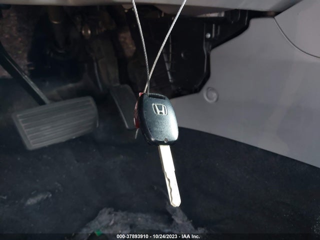 2013 HONDA CIVIC SDN LX VIN: 19XFB2F58DE248951