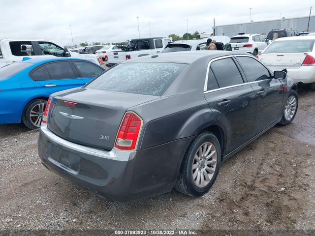 Chrysler 300 2014 2C3CCAAG1EH156805 Image 4