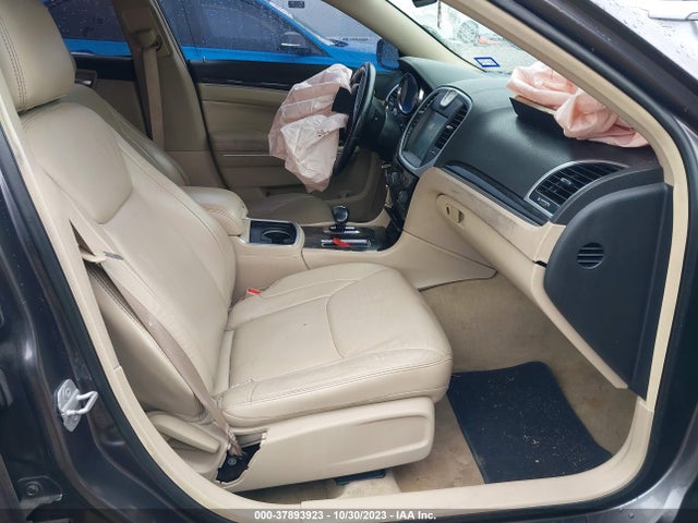 Chrysler 300 2014 2C3CCAAG1EH156805 Image 5
