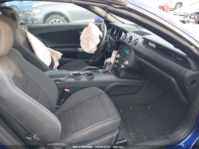 1FATP8EM9F5404354 Ford Mustang V6