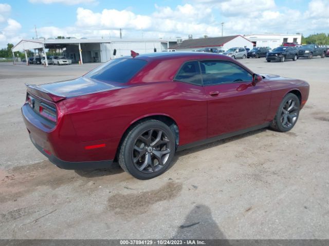 2C3CDZAG8JH328057 Dodge Challenger Sxt Plus