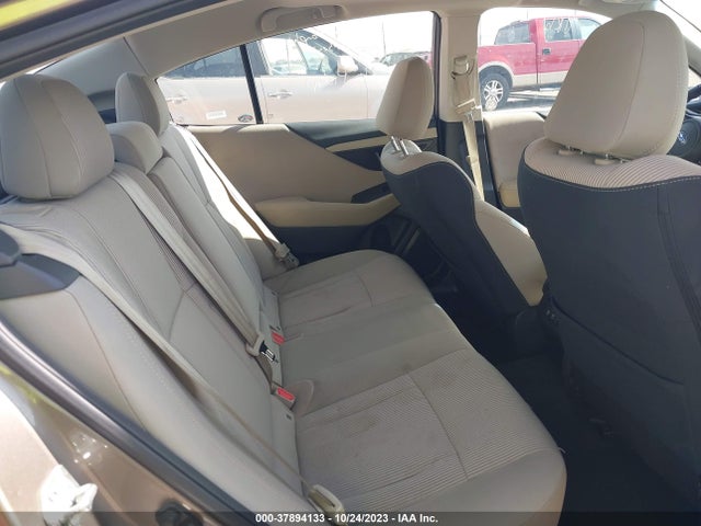 4S3BWAF66M3011677 Subaru Legacy Premium