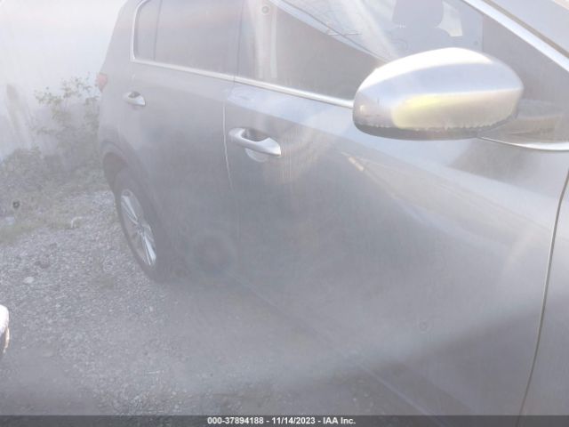 KNDPM3AC3J7340152 KIA Sportage Lx