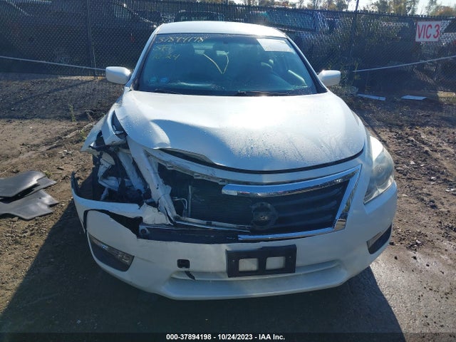 Nissan Altima 2.5 S 2015 1N4AL3AP7FC483959 Image 12