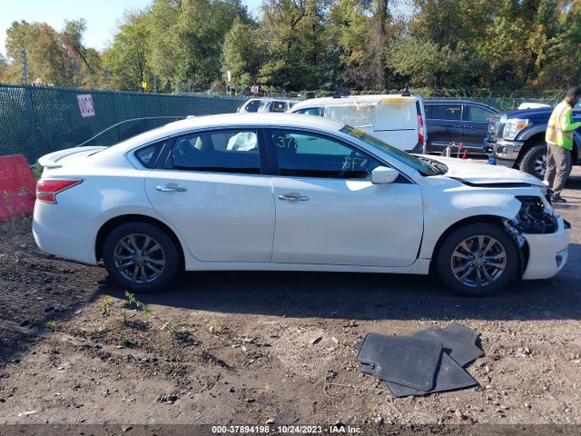 Nissan Altima 2.5 S 2015 1N4AL3AP7FC483959 Image 13