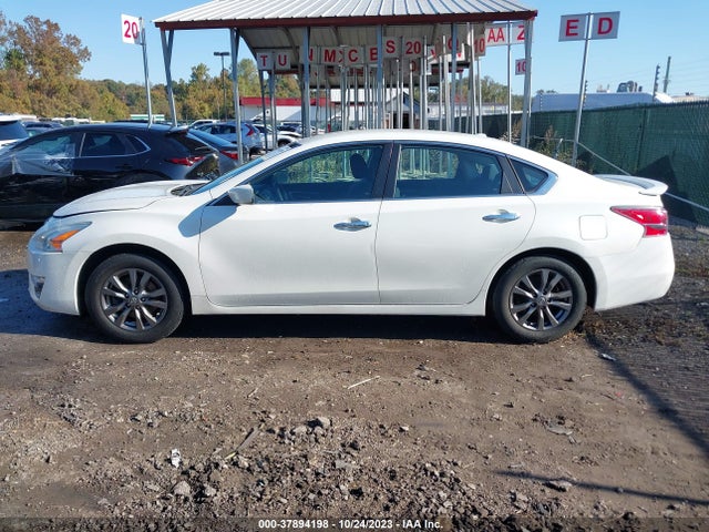 Nissan Altima 2.5 S 2015 1N4AL3AP7FC483959 Image 14