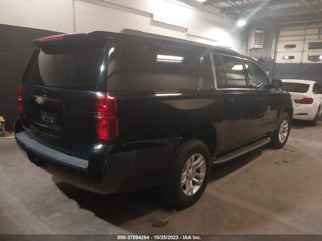 Chevrolet Suburban Lt 2017 1GNSKHKC7HR284332 Image 4