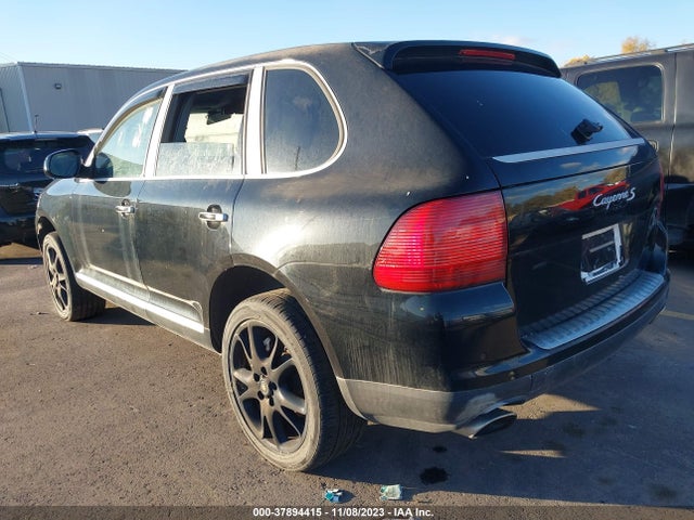 2005 PORSCHE CAYENNE WP1AB29P85LA61322 Photo 2