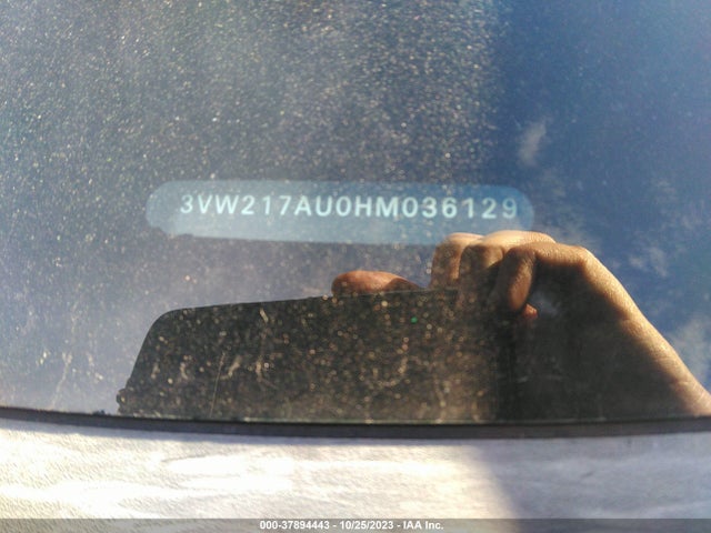 3VW217AU0HM036129 Volkswagen Golf Se