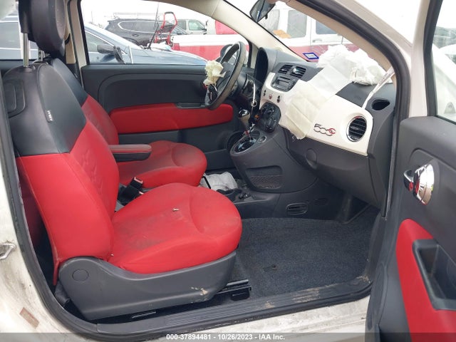 2015 FIAT 500C 3C3CFFDR1FT667988 Photo 4