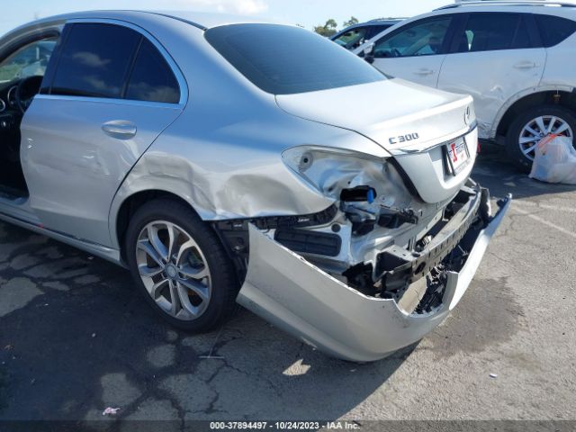 55SWF4JB2FU064842 Mercedes-Benz C-class C 300