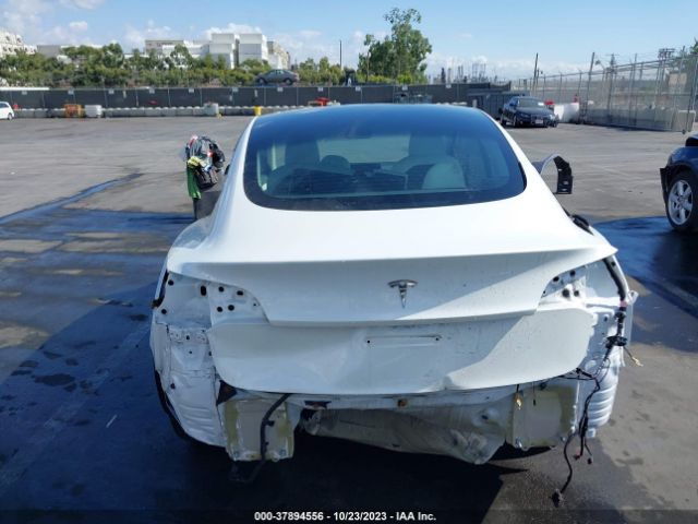 5YJ3E1EA5NF319182 Tesla MODEL 3