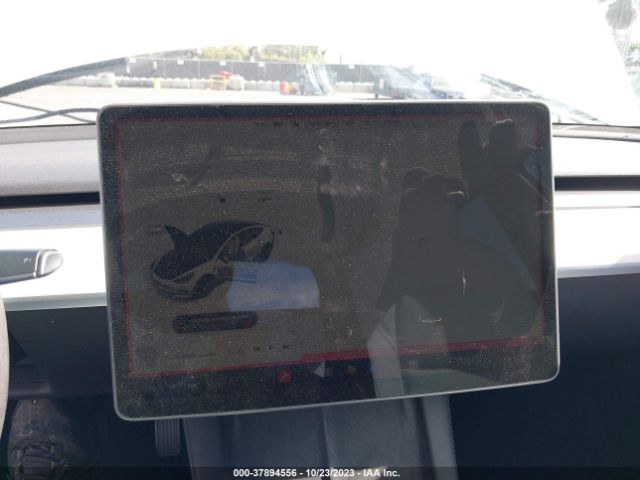 5YJ3E1EA5NF319182 Tesla MODEL 3