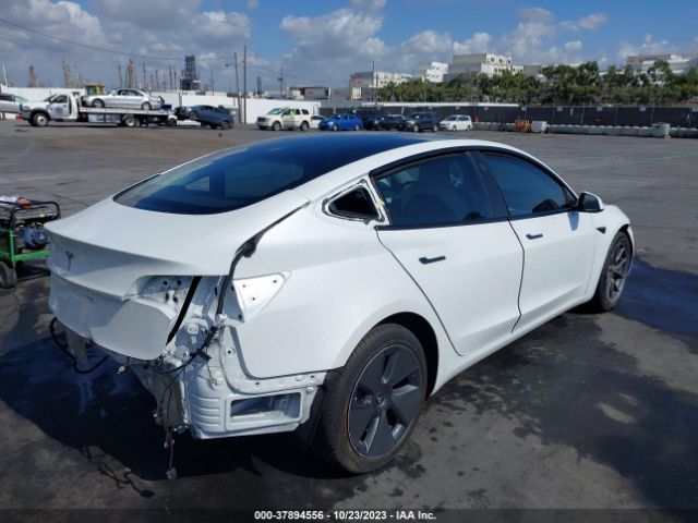 5YJ3E1EA5NF319182 Tesla MODEL 3