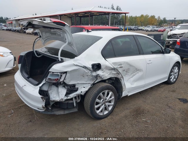 3VWD17AJ8FM295981 Volkswagen Jetta Sedan 1.8t Se