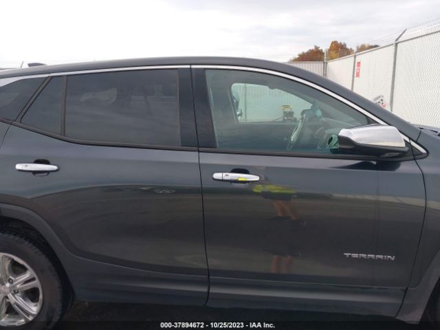 3GKALTEVXJL195082 GMC Terrain Sle