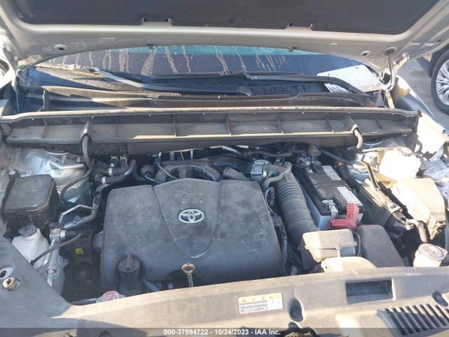 Toyota Highlander Xle 2022 5TDGZRBH3NS564418 Image 10