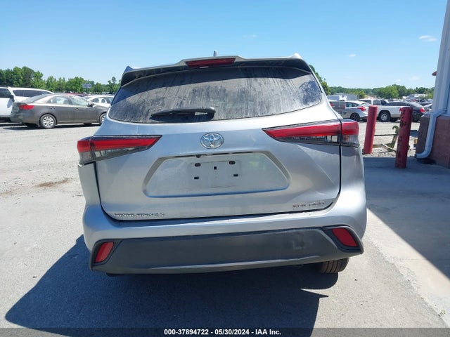Toyota Highlander Xle 2022 5TDGZRBH3NS564418 Image 17