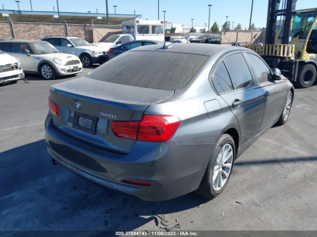 WBA8E1G52GNU10997 BMW 3 Series 320i